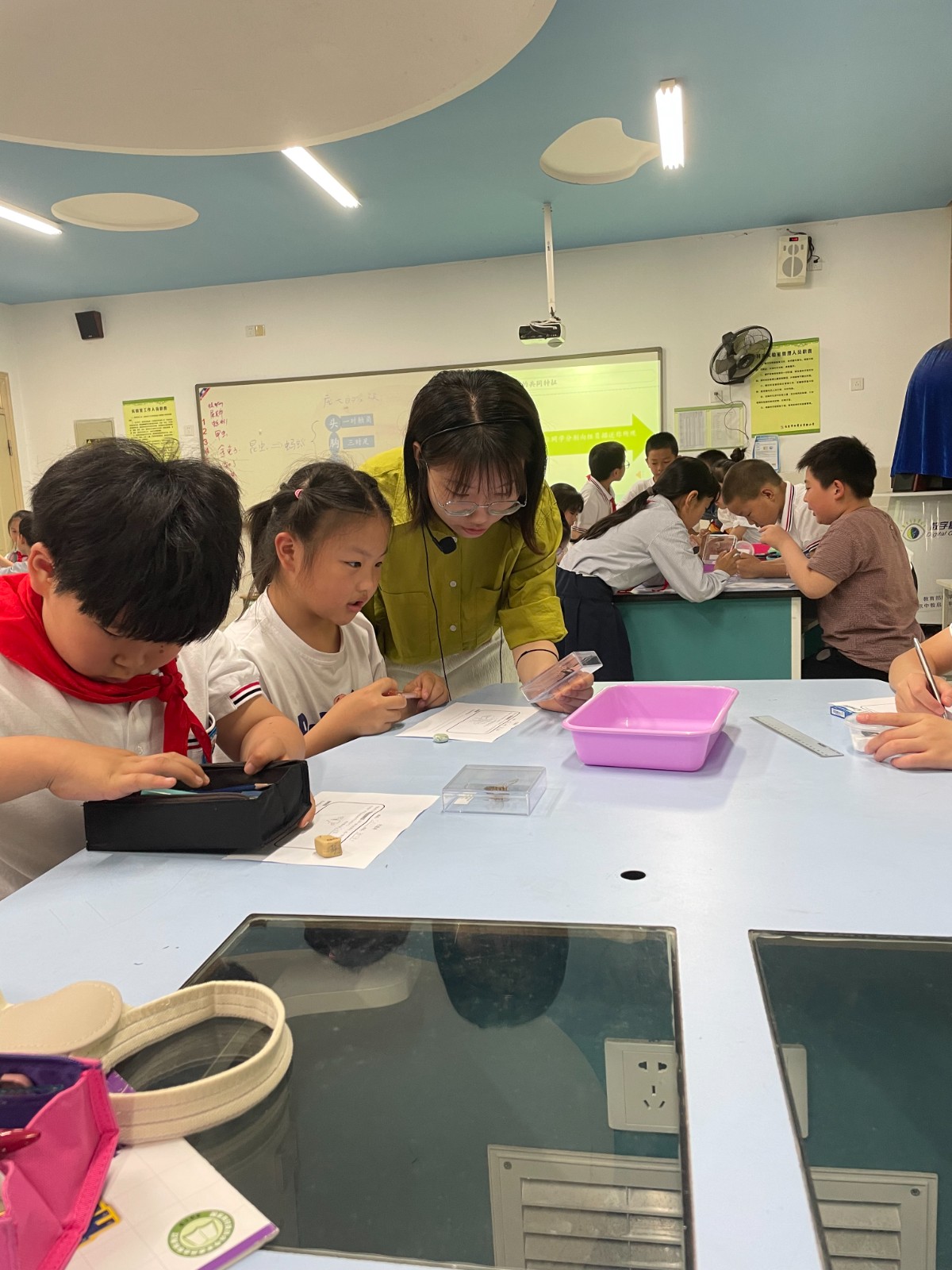 尧辰路科学组校本主题教研（四）.jpg