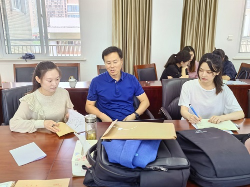 科学评课.jpg