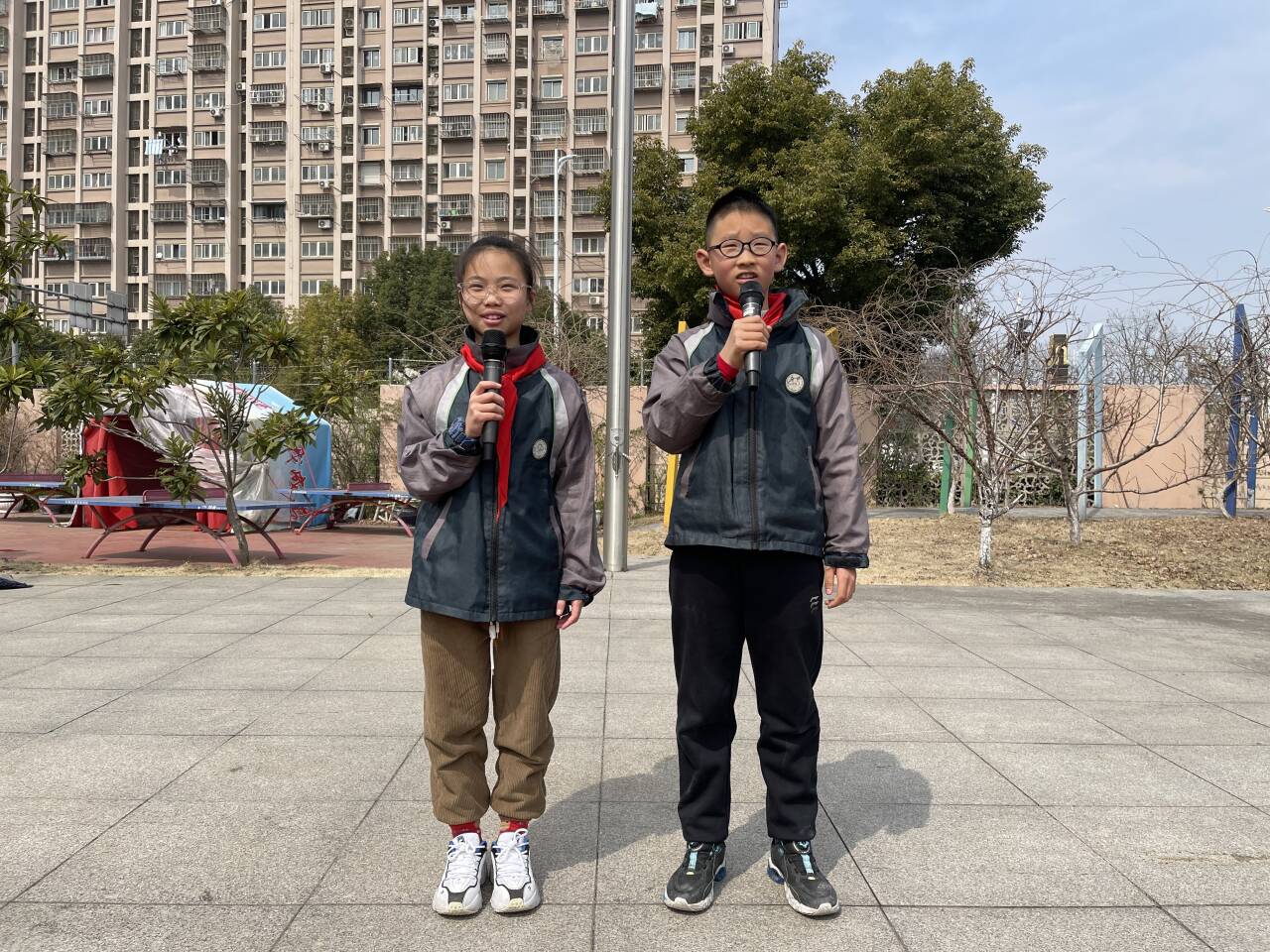 升旗手.jpg