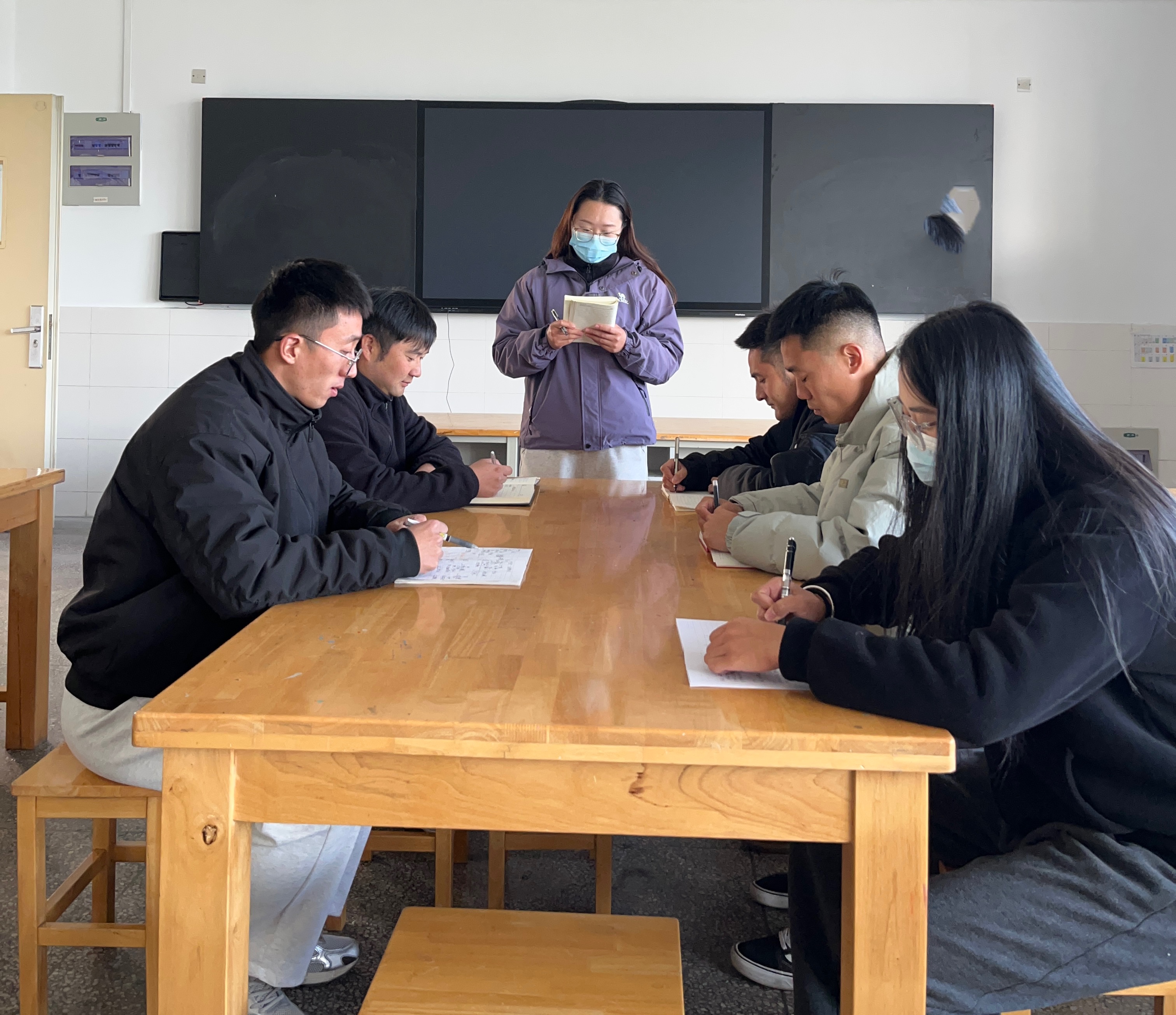 体育组.png 体育组.png