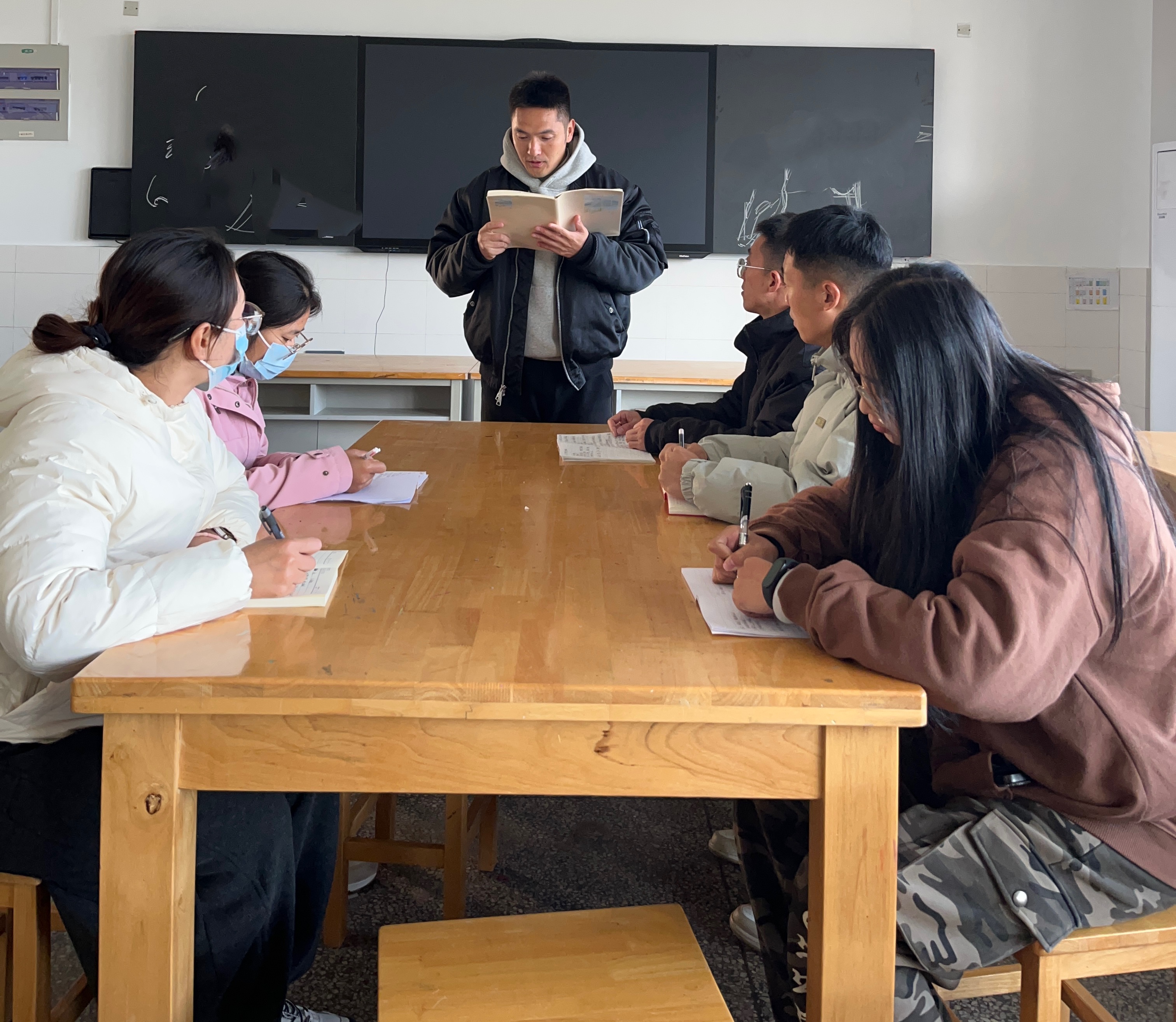 体育组.png 体育组.png