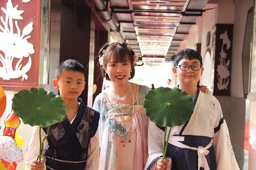 红14.JPG