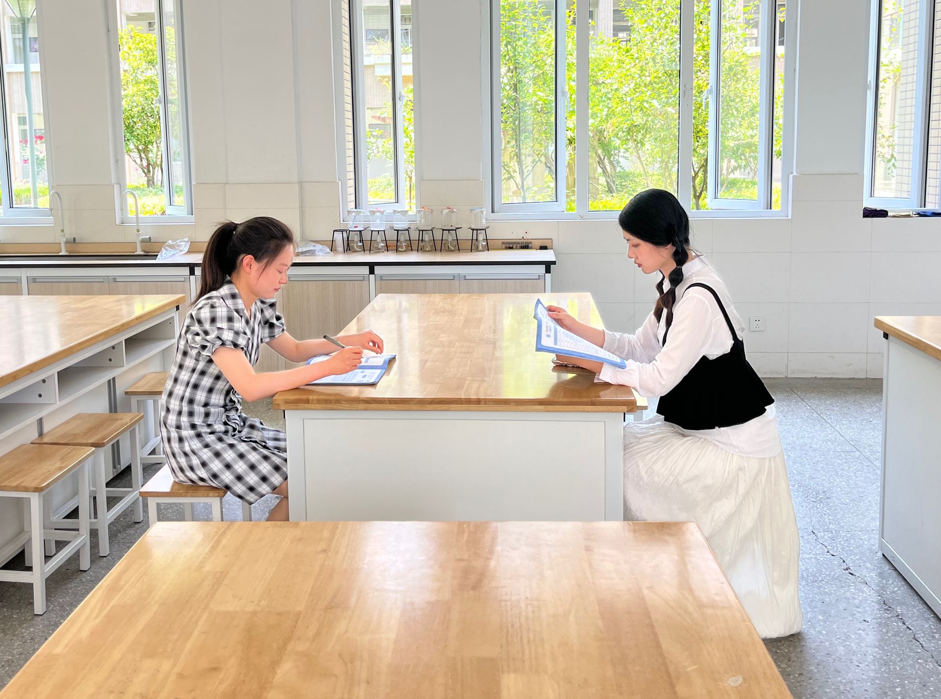 科学.jpg 科学.jpg