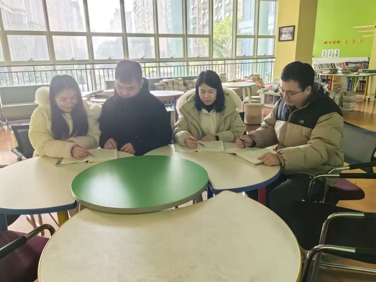语文组5.JPG