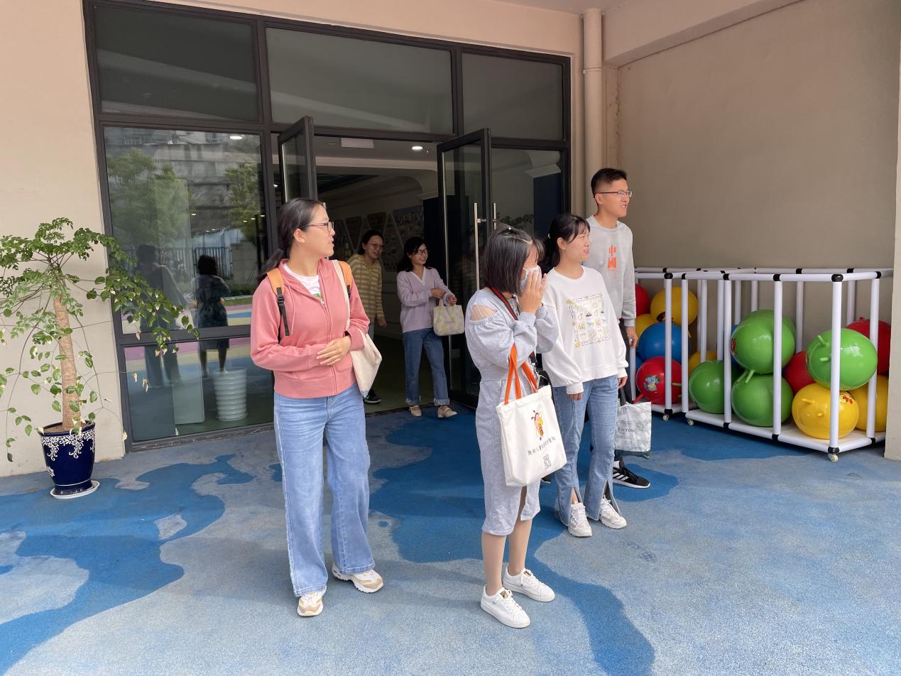 防拐骗演练新闻9.27_html_m3e43dbbe.jpg