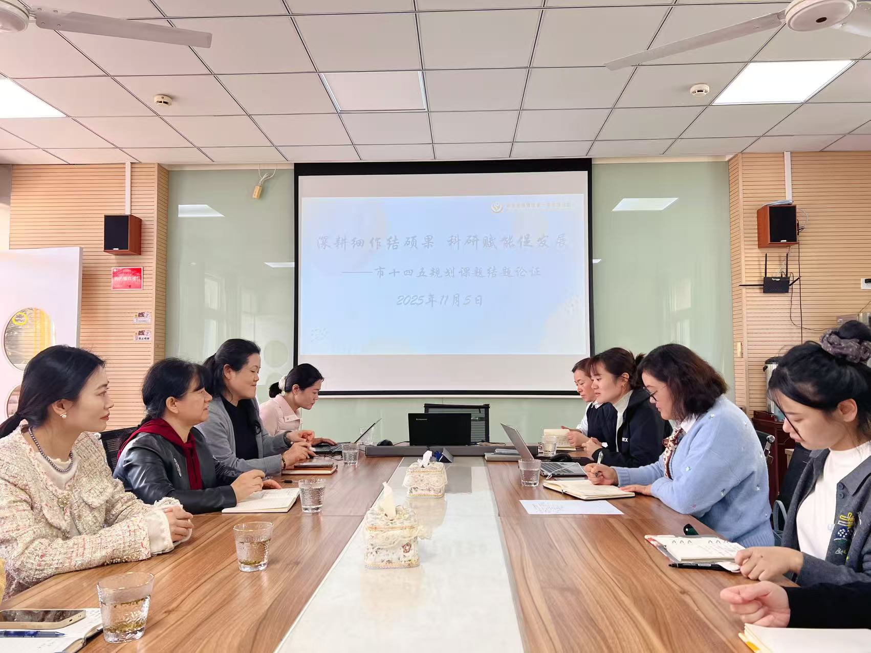 ab557775dbf9b86045f18f06ba2e92da.jpg ab557775dbf9b86045f18f06ba2e92da.jpg