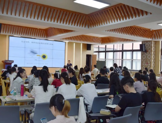 20230701塑纯正文化 育四有教师_html_mb4d6d85.jpg