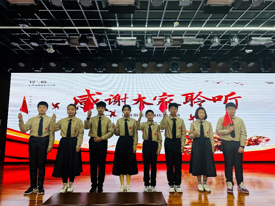 129诗朗诵新闻稿_html_246c2349.jpg