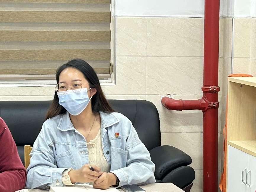 【同行二小·党建】燕子矶第五党支部开展困境生帮扶专题交流会_html_m2e487de8.jpg