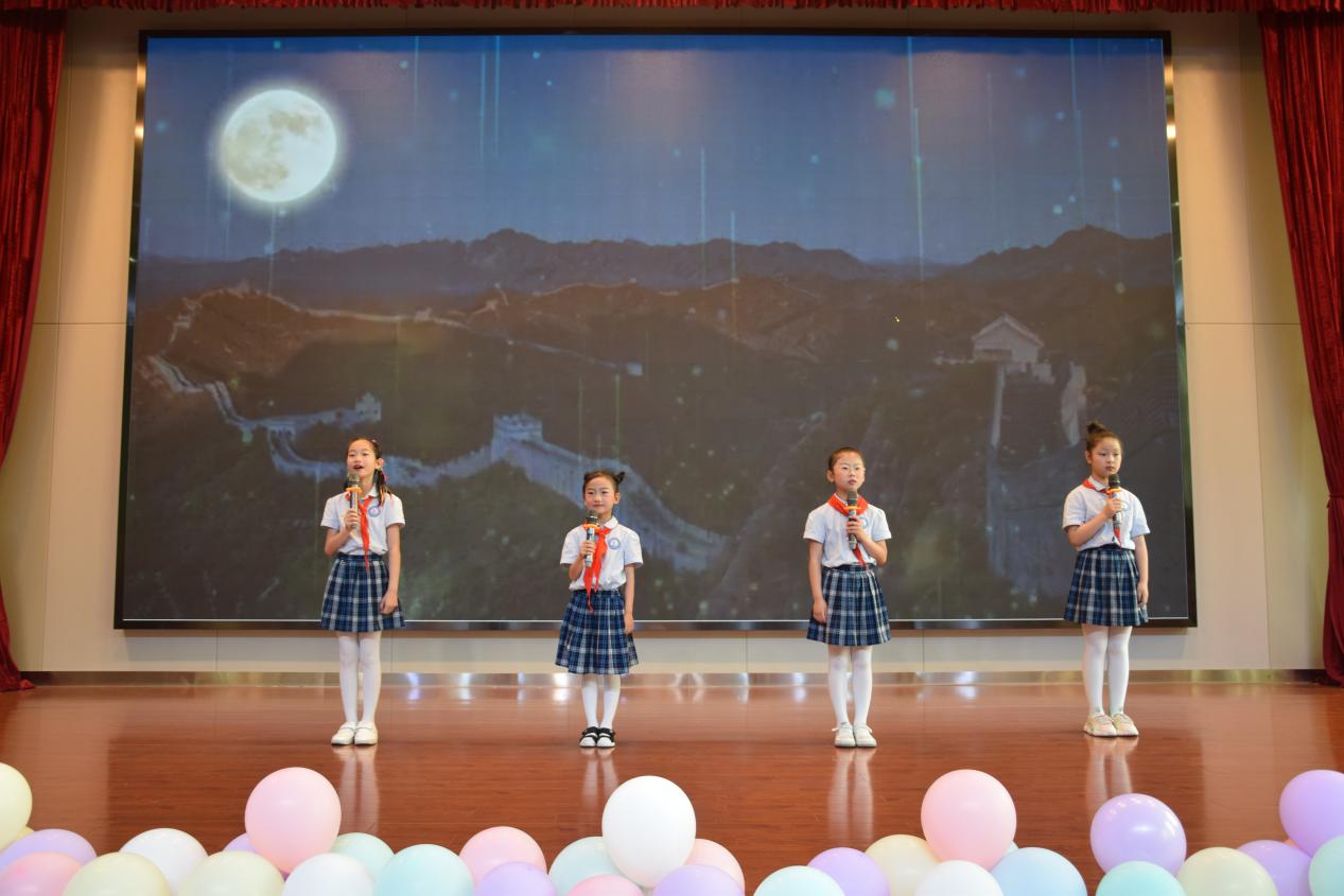 【正学丁三】丹青展风采 挥毫向未来(2)_html_m25b0627a.jpg