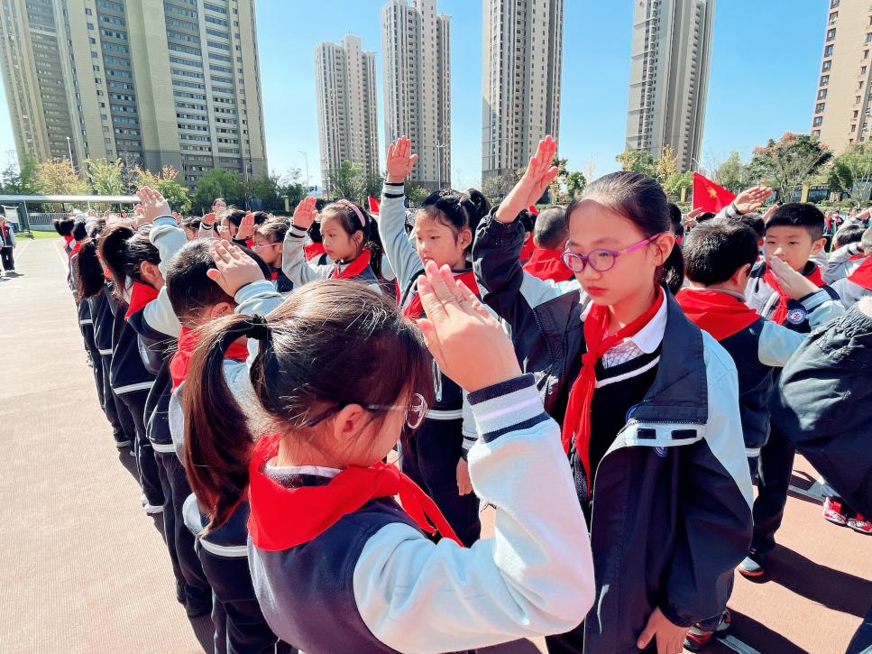 【正学丁三】锤炼高尚品格 争做优秀队员_html_78009f9c.jpg
