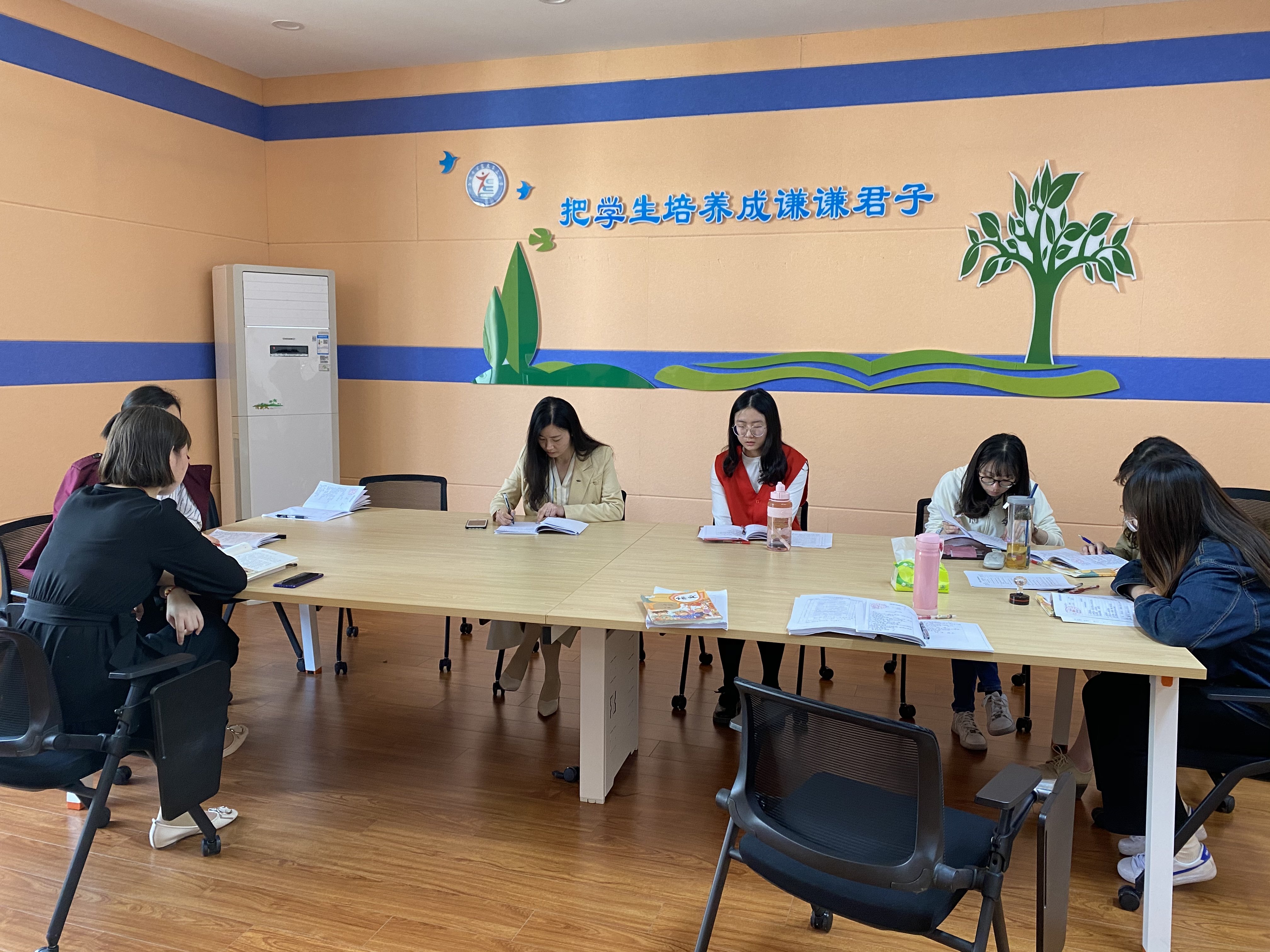 宗玉洁教研课报道《小马过河》_html_m42d9a090.jpg