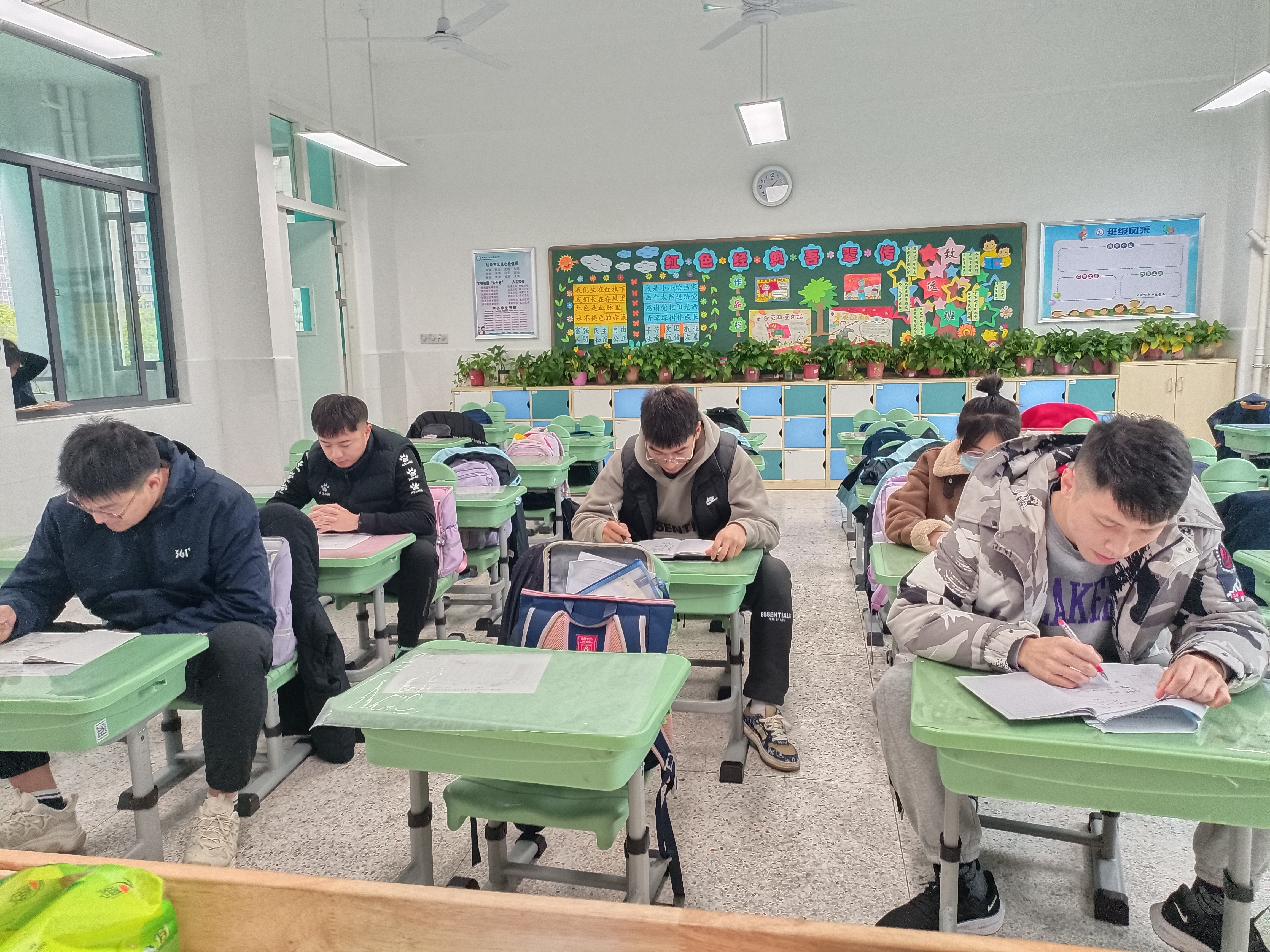 【正学丁三】学规范，正行为，养习惯_html_73329e59.jpg