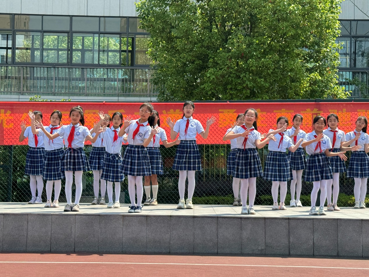 【正学丁三·德育】“端午情浓，粽飘香”主题升旗仪式_html_m762d8a40.jpg