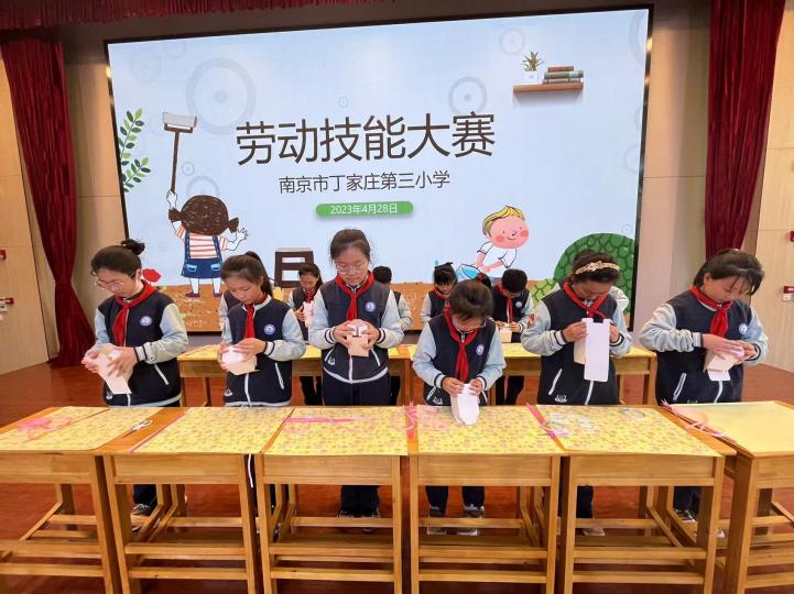 劳动技能大赛新闻稿(1)_html_m3809564d.jpg