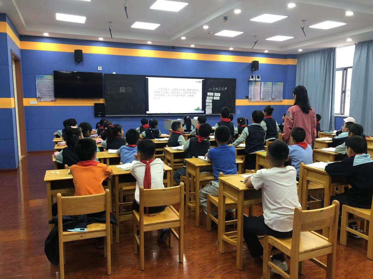 正学丁三-聚焦核心素养，促进学生发展_html_15fdee8b.jpg