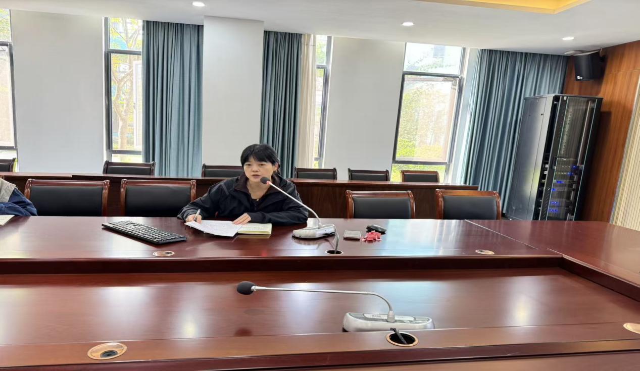 润心桥梁 温情共育(1)_html_m3a474ad7.jpg