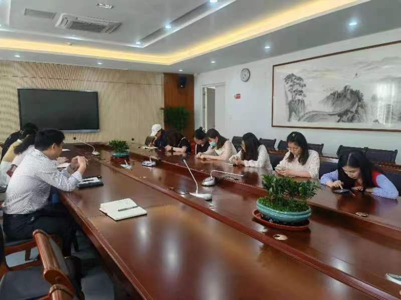 【正学丁三】争分夺秒，积极备检——丁家庄第三小学召开迎接栖霞区校园标准化检查动员会_html_5357a3bd.jpg