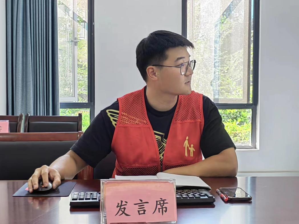 第六场课题论证报道_html_m66ca7e87.jpg