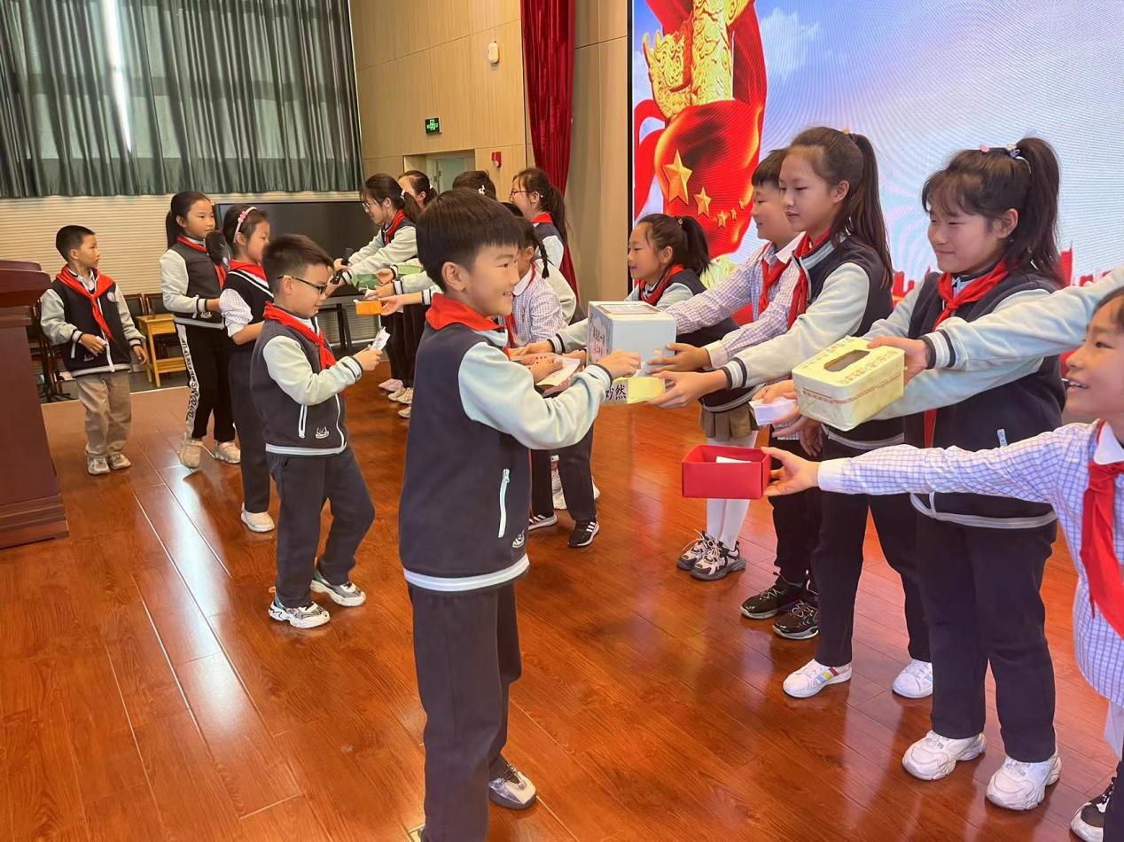 【正学丁三】逐梦红领巾，争当好队员——丁家庄第三小学少代会侧记_html_mf5a731f.jpg