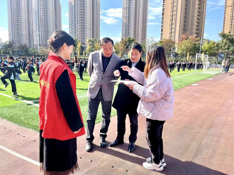 督学11月报道_html_m2f886699.jpg