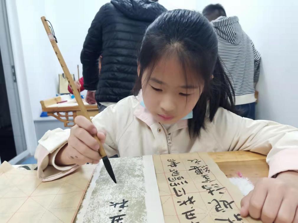 十月份 每月之星_html_25cc672a.jpg