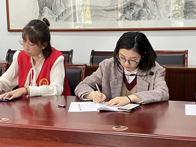 金秋丹桂分外显，高校教研促“双减” 康金苗(1)_html_5e748698.jpg