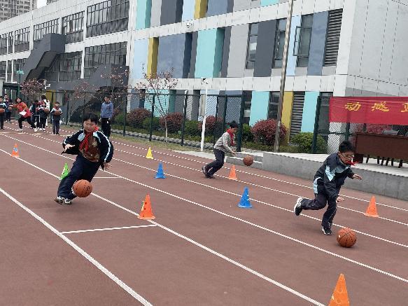 【正学丁三】动感篮球，快乐我秀——丁家庄第三小学“篮球节”活动_html_m18990429.jpg