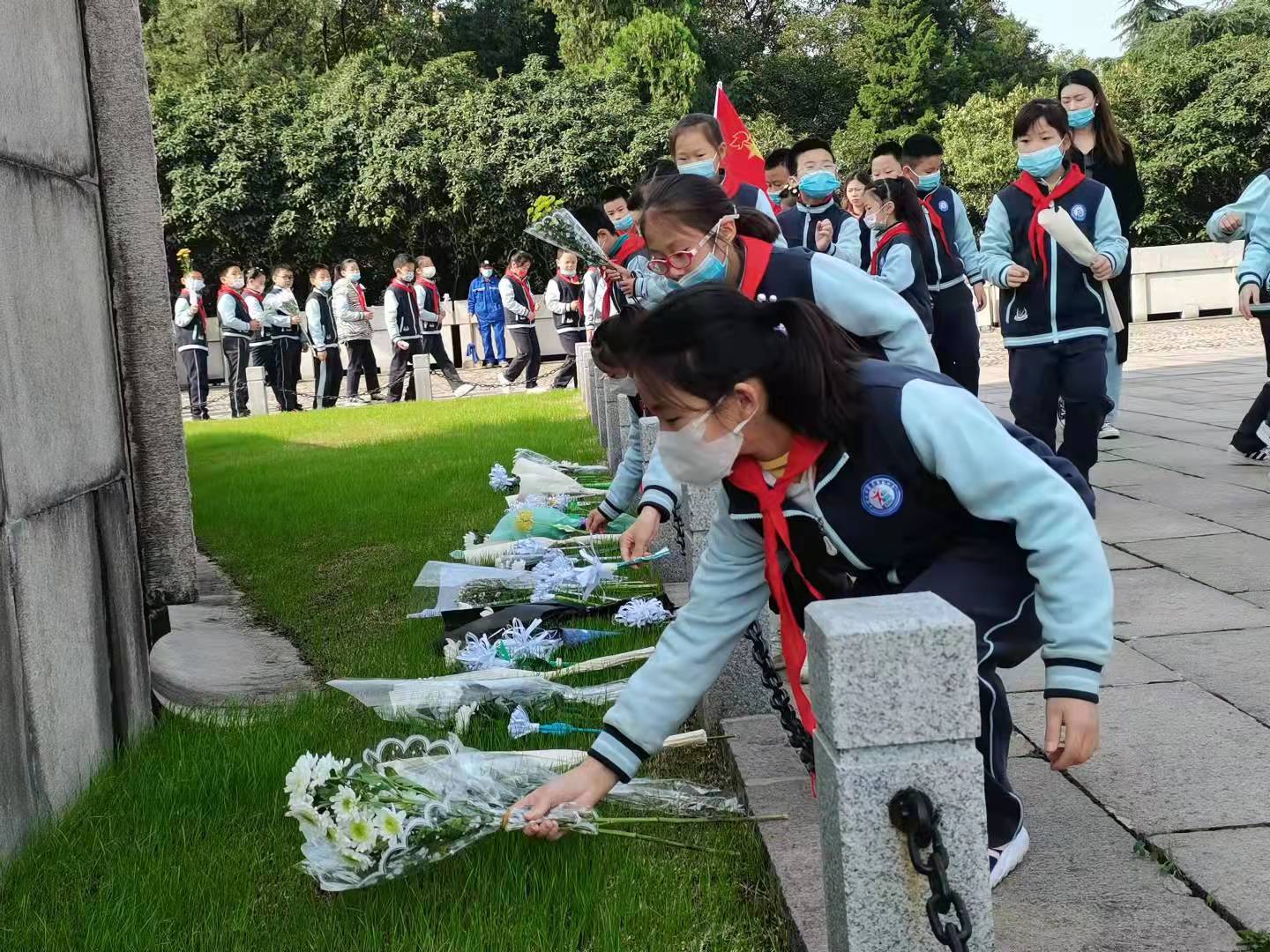 【正学丁三】雨花祭英烈 科技促发展_html_m60807bb8.jpg