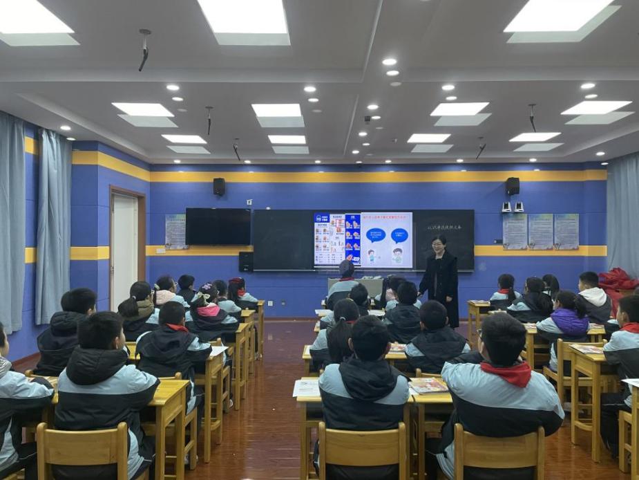 【正学丁三·教学】课题引领方向，教研助力成长_html_m93918ec.jpg