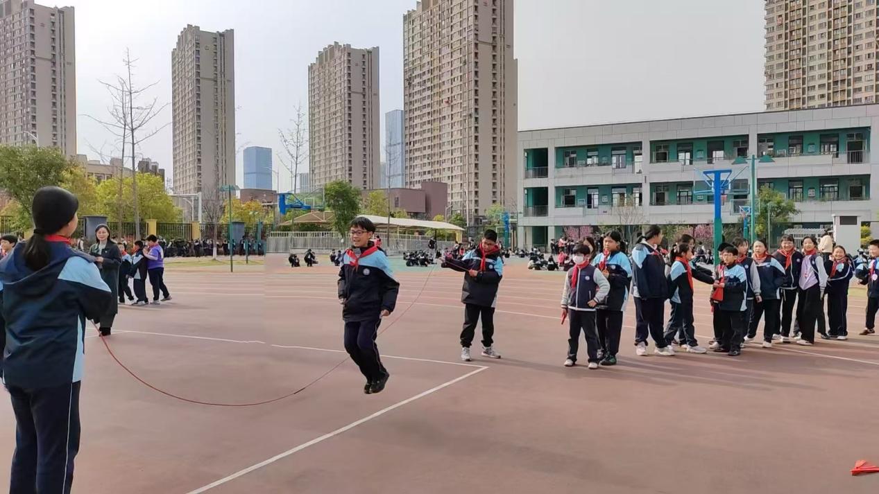 9.22满媛 社团报道_html_m3cffff0b.jpg