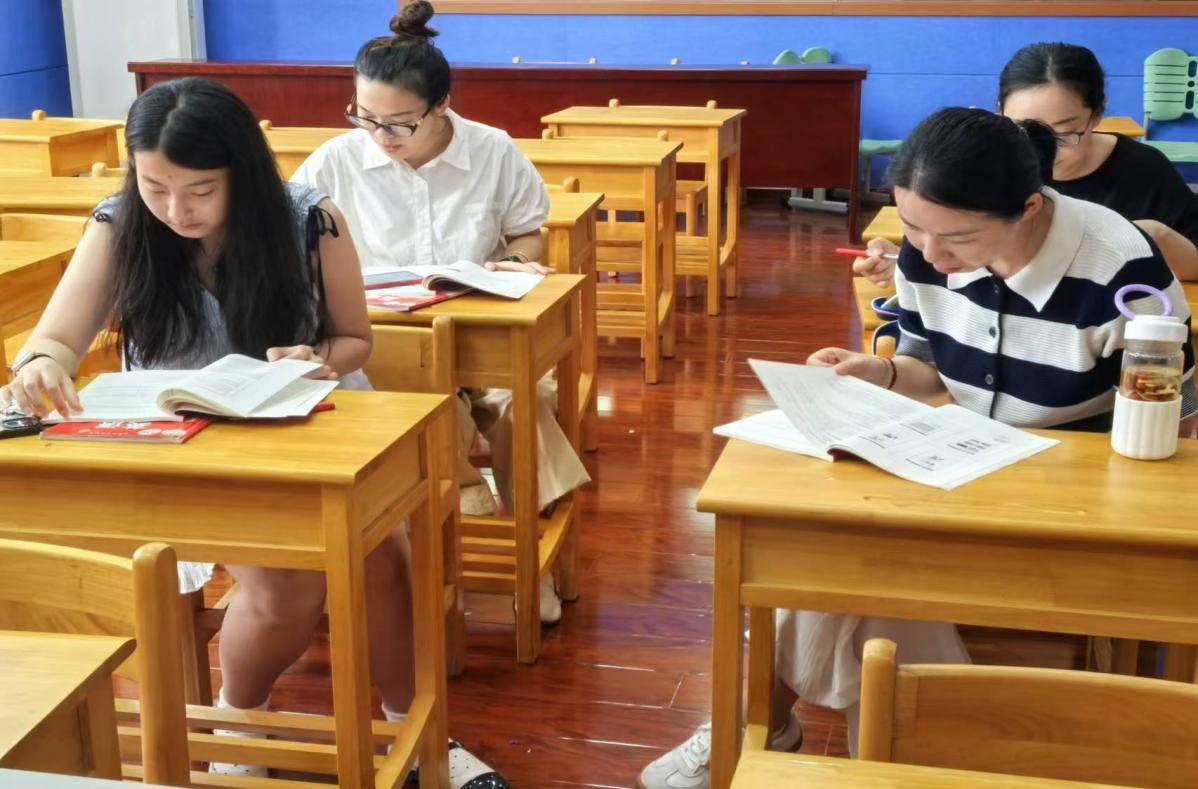 ［正学丁三·教学］聚焦新课标 践行适性——丁家庄第三小学英语组第三周集体备课活动报道_html_m550742db.jpg