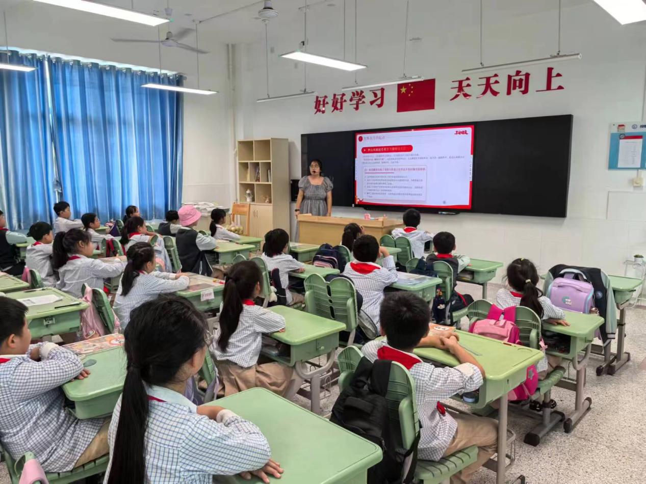 正学丁三.国庆报道docx_html_m6153486e.jpg