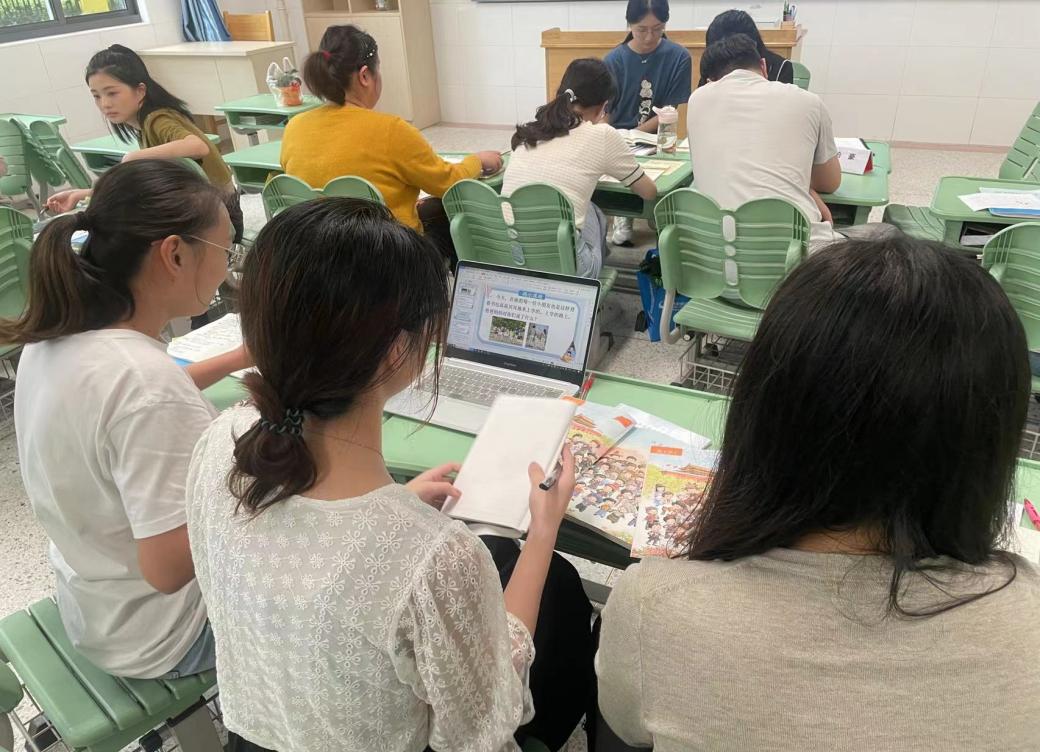 【正学丁三】聚科组力量 展学科风采(1)_html_m54aa009f.jpg