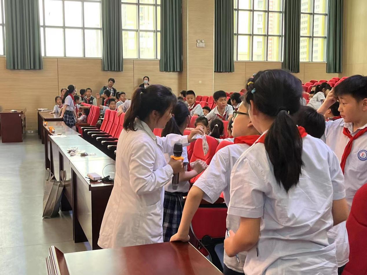 【正学丁三·德育】以劳育美，悦享成长_html_5326a86b.jpg