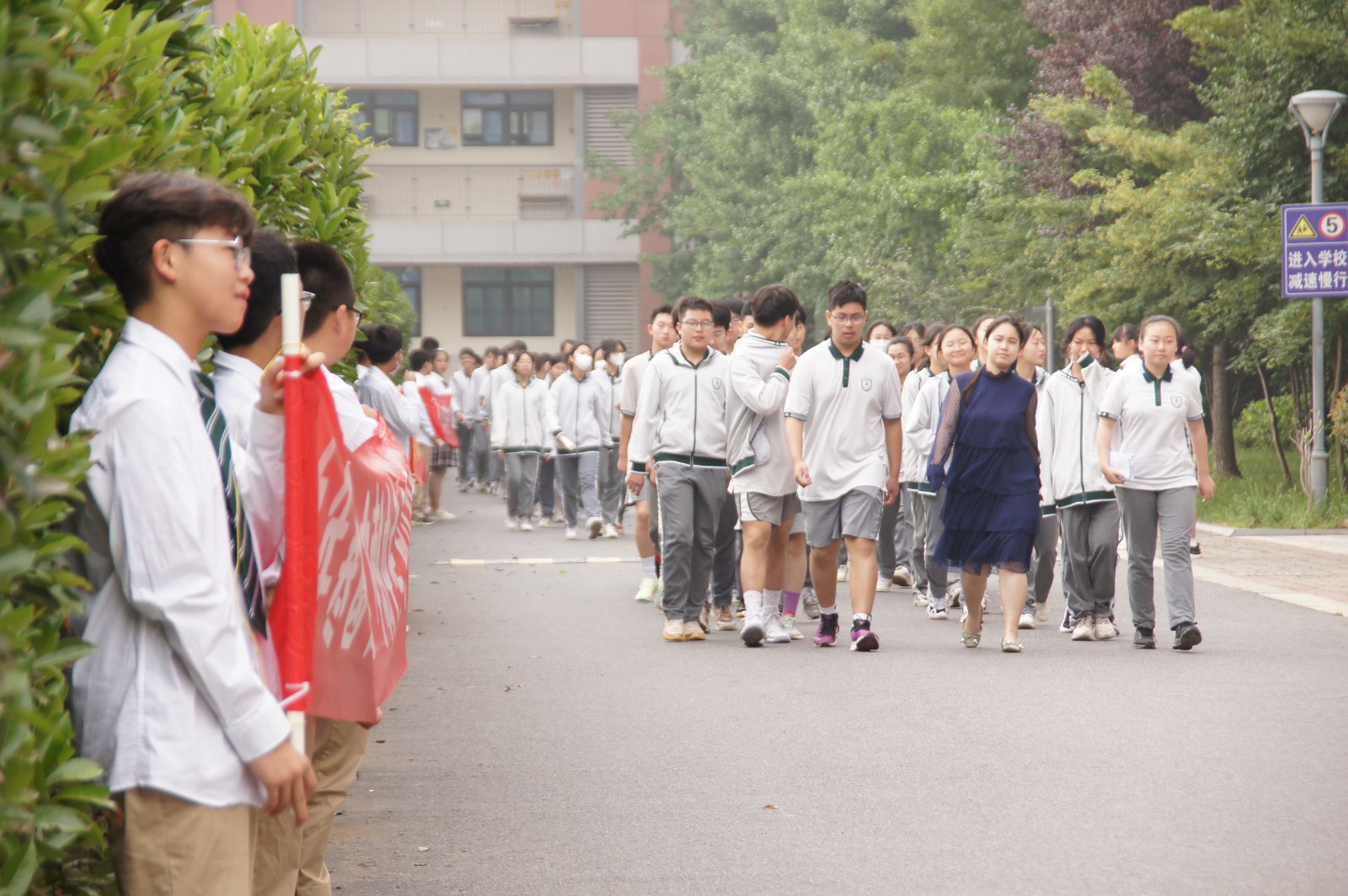 2023.6.12 九年级中考壮行 (12).JPG