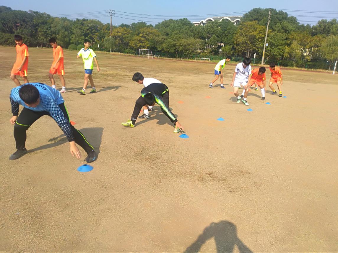 备战区比赛之适应场地篇_html_6f9b578f.jpg