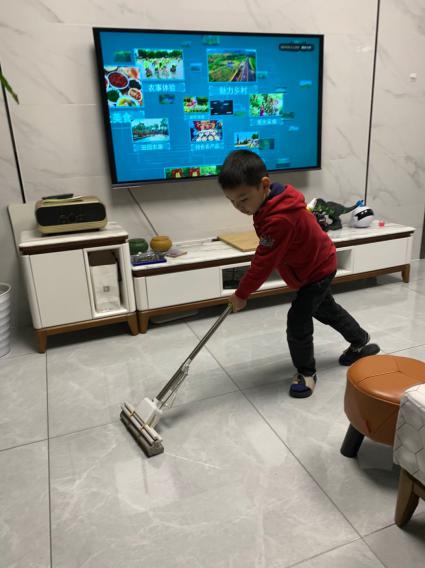 (生命迈幼·幼小衔接)家务小能手 劳动最光荣_html_m3b252973.jpg