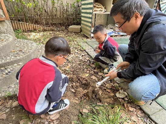 【生命迈幼·校园新闻】“心”相遇“爱”相伴——迈幼一园中班家长开放日活动_html_7d8d37ab.jpg