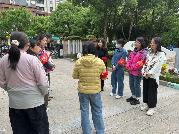【生命迈幼・安全第一】春风为伴 安全“童”行——迈幼一园五一节前安全教育与安全检查活动_html_m559e5c94.jpg