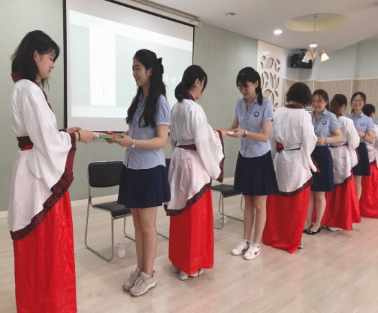 2020.9.9师徒结对仪式（栖霞教育之家）_html_md77c502.jpg