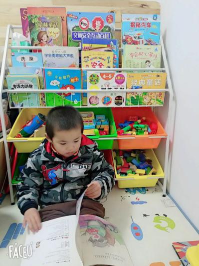 最美阅读角总报道_html_11709cd8.jpg