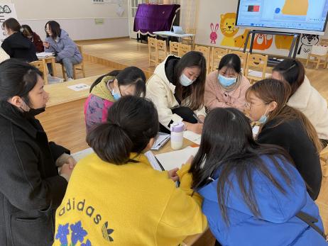 语言教研组第五次活动报道_html_7c8cc418.jpg