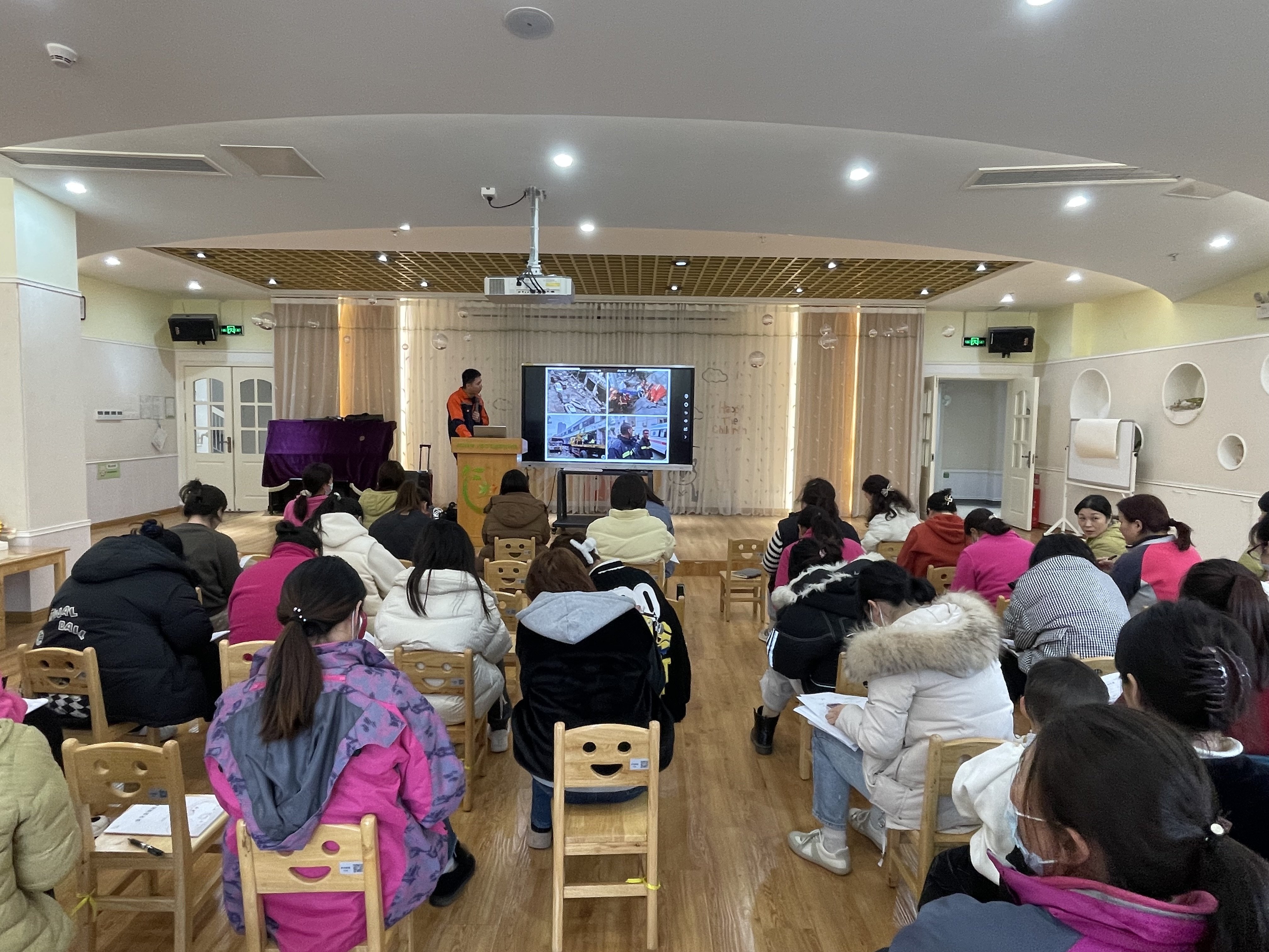 消防培训_html_m41091e75.jpg