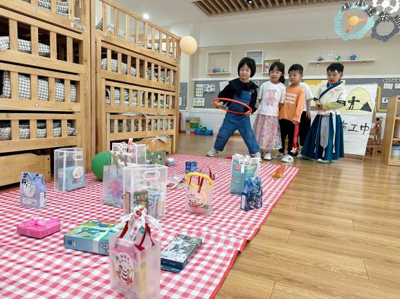 第六届阅读节闭幕式暨六一展演活动报道_html_699c326d.jpg