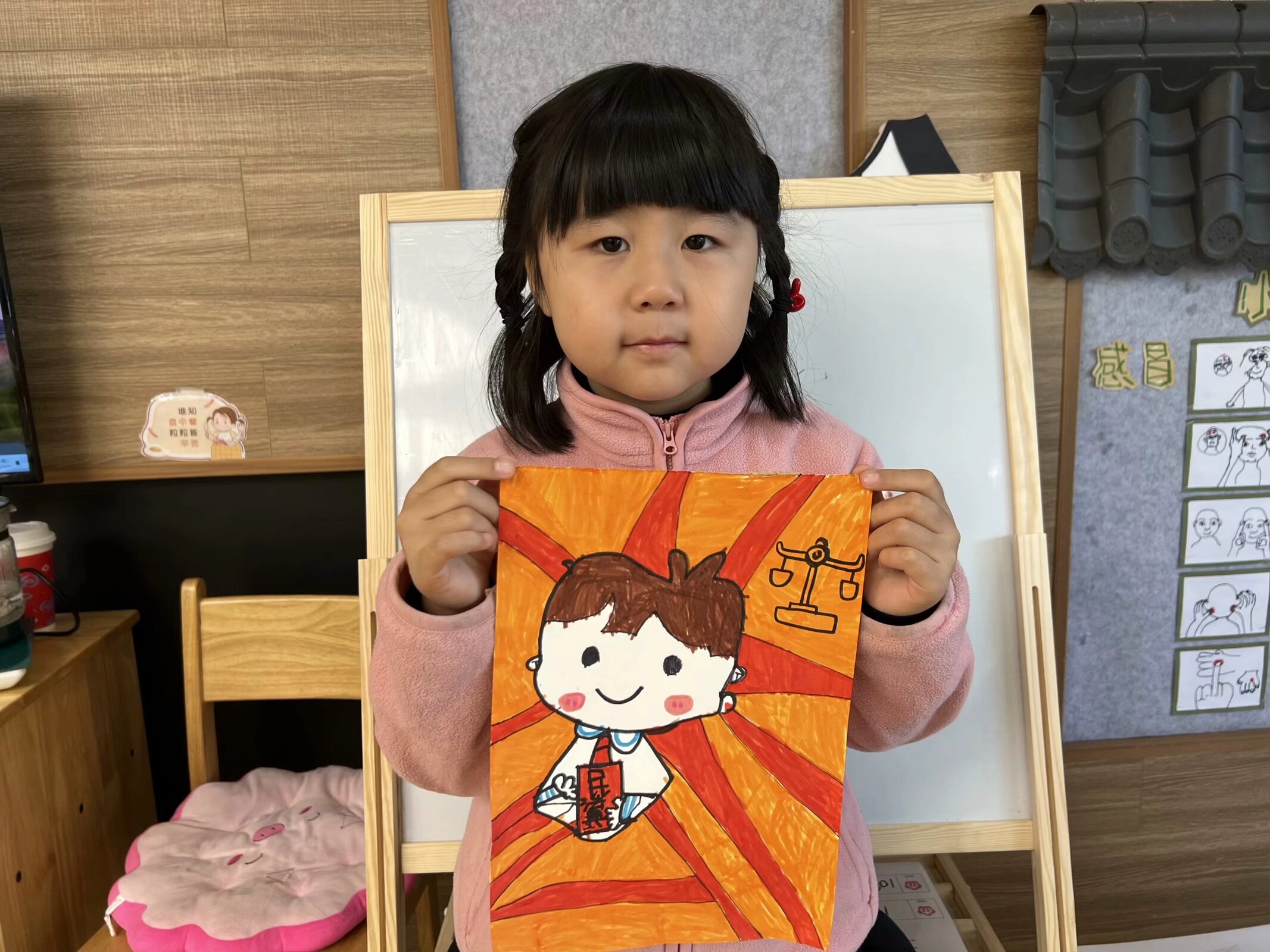 【生命迈幼•校园新闻】学法知法  萌娃先行—记迈幼嘉誉山分园宪法周活动_html_m31364f9c.jpg