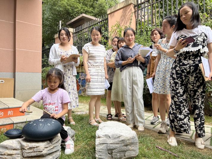 （栖霞教育）共筑幼教心_html_2e7f6bec.jpg