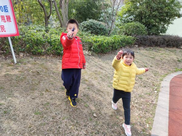 迈幼嘉誉山分园学雷锋新闻稿修改_html_m91bb76.jpg
