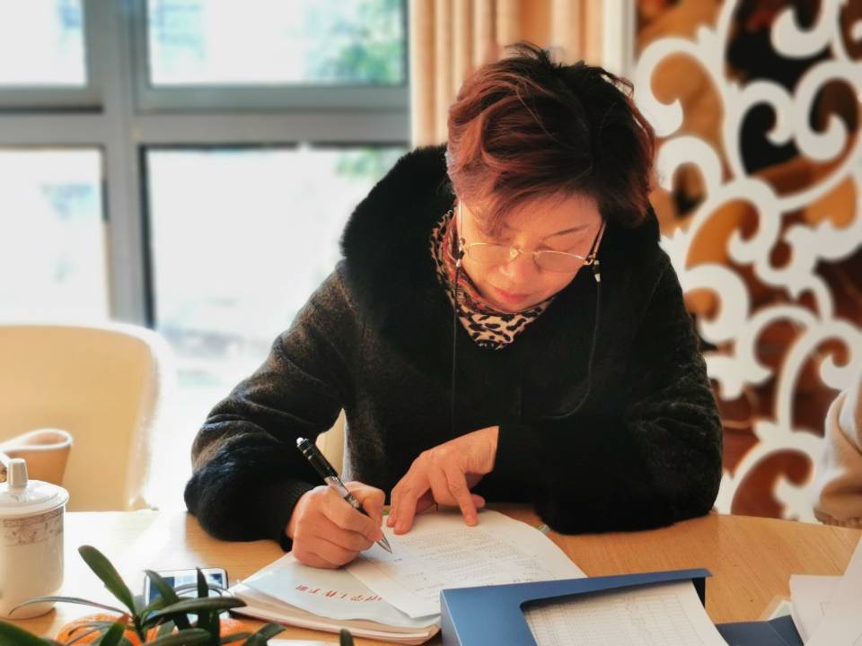 专项督导明责任  坚持防疫不放松_html_73a84674.jpg
