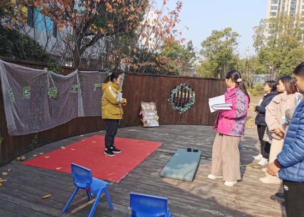 202112.9【生命迈幼·教学动态】“戏”动童年 “域”见美好_html_m14e11c20.jpg